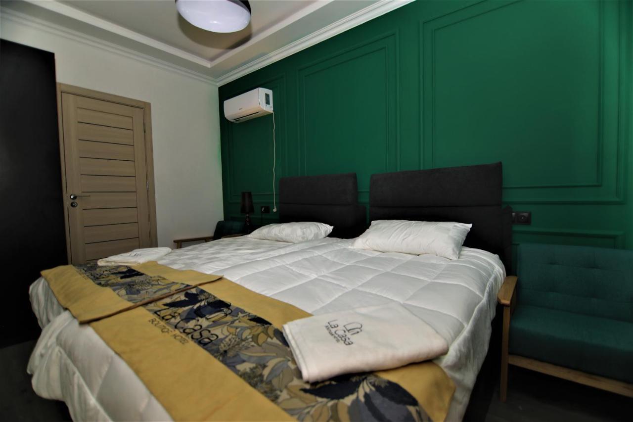 La Casa Hotel Jerevan Exteriör bild