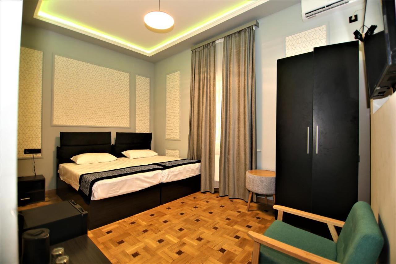 La Casa Hotel Jerevan Rum bild