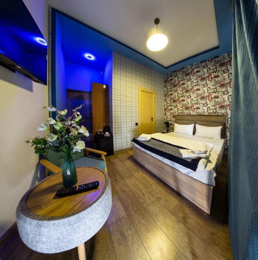 La Casa Hotel Jerevan Exteriör bild